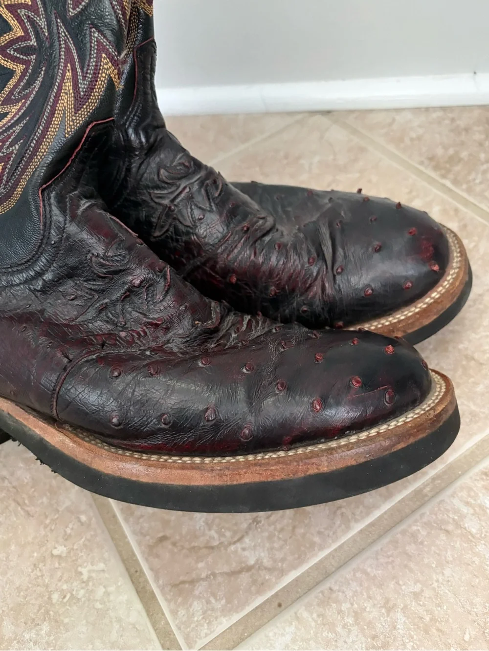 Lucchese 2000 Black Cherry Ostrich Leather Cowboy Boots Men's 10 EE Vintage